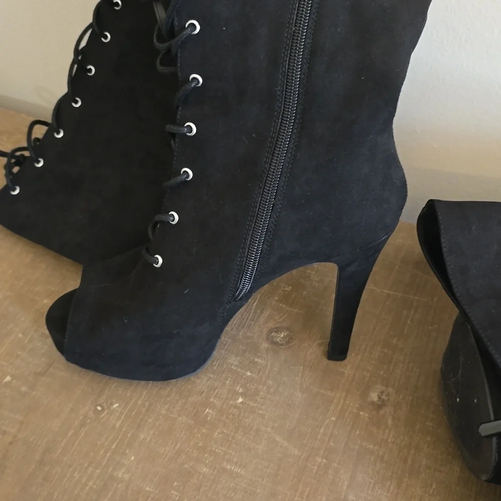 Open Toe Lace-Up Over the knee Platform Boot - Picture 4 of 5